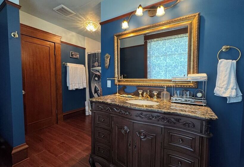 مبيت وإفطار Hubble House Inn