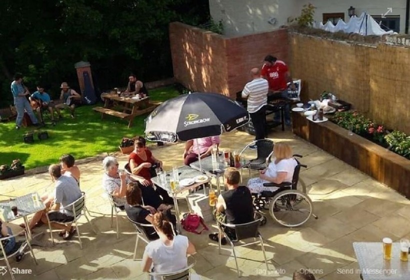 مبيت وإفطار The Bramley Apple Inn