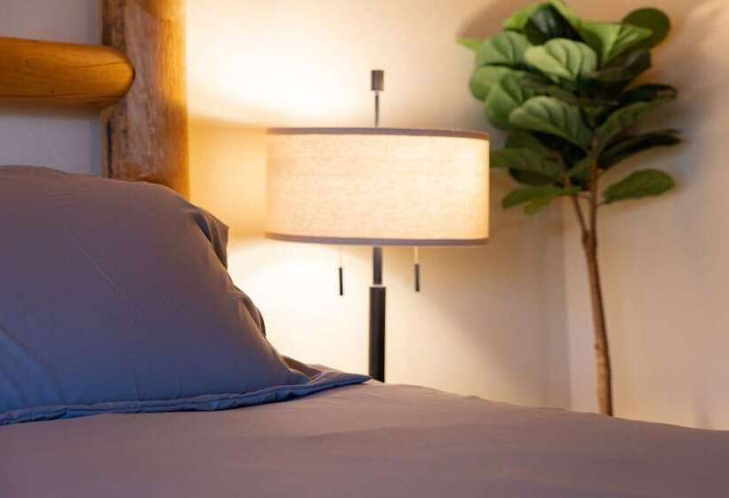 Black Oak Cabin #1977