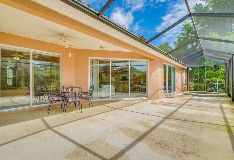 1 Mi To Rainbow Springs State Park: Home W/ Lanai!