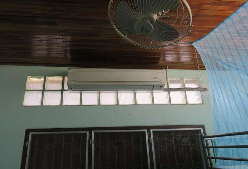 Cedarberg House Three Pagoda Pass   Hostel