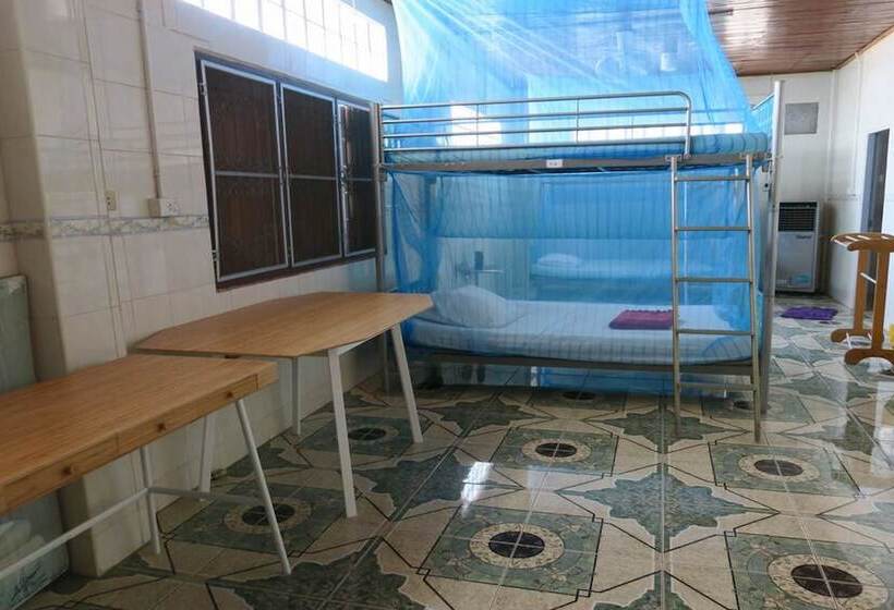 Cedarberg House Three Pagoda Pass   Hostel