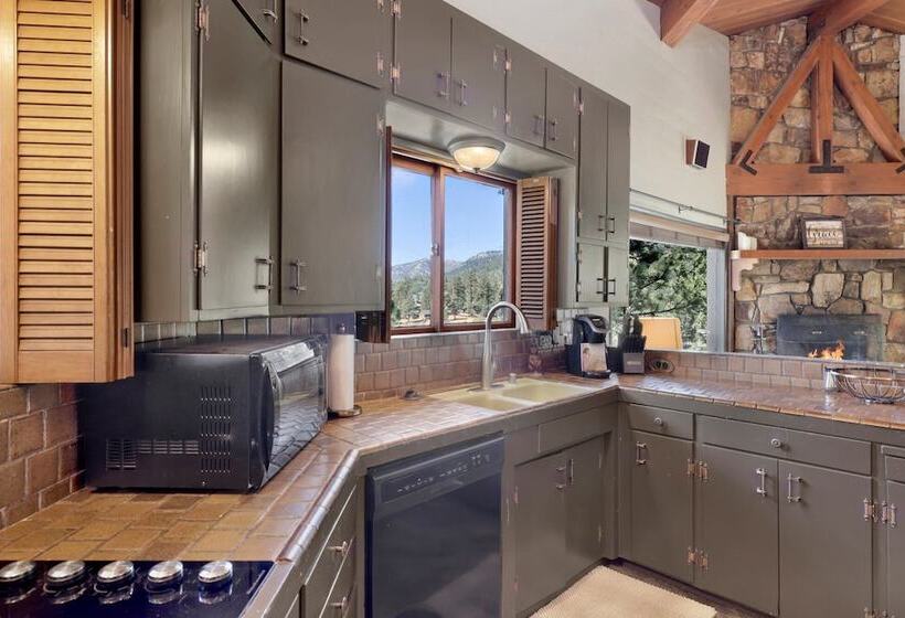 Cove Lakeview Cabin #2064