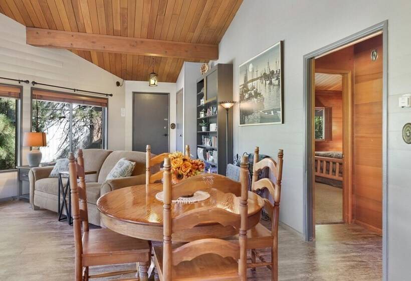 Cove Lakeview Cabin #2064