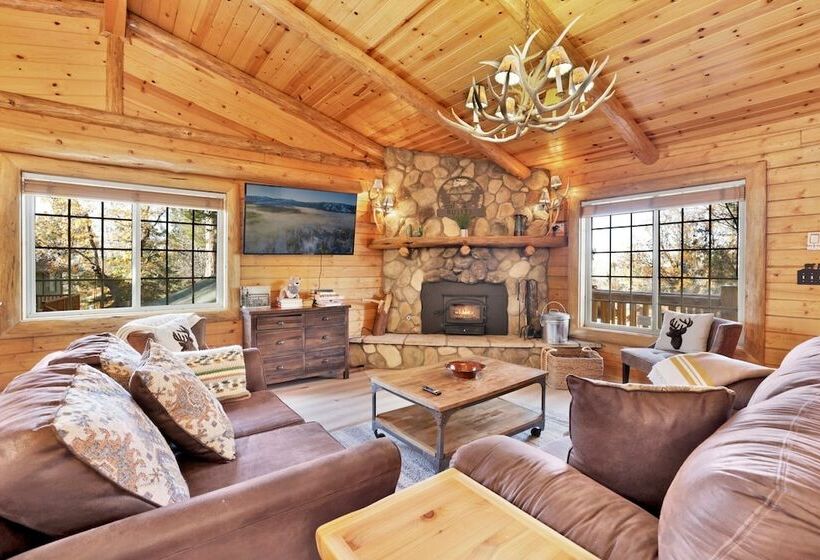 Crescenta Pines Log Cabin #2346