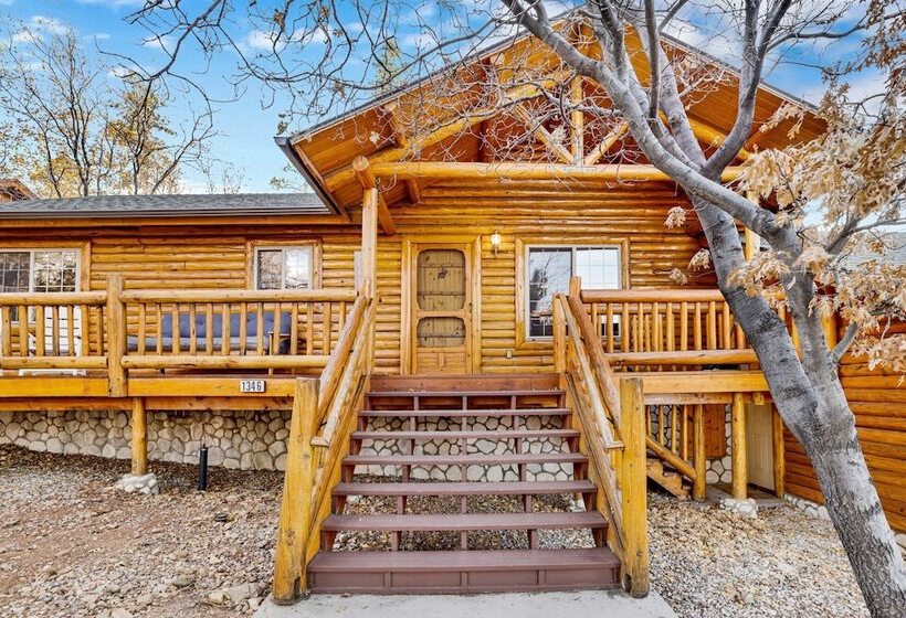 Crescenta Pines Log Cabin #2346