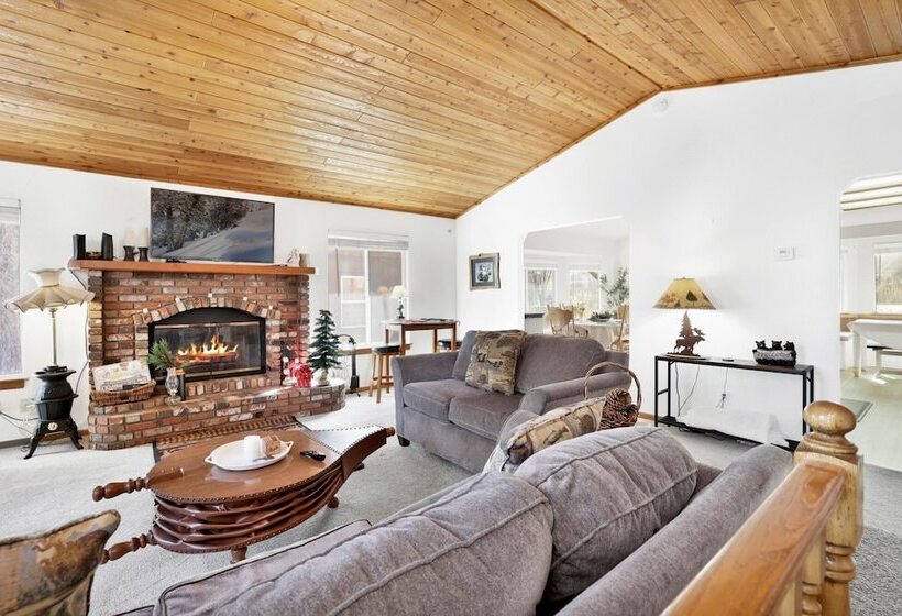 Divine Chateau #2357