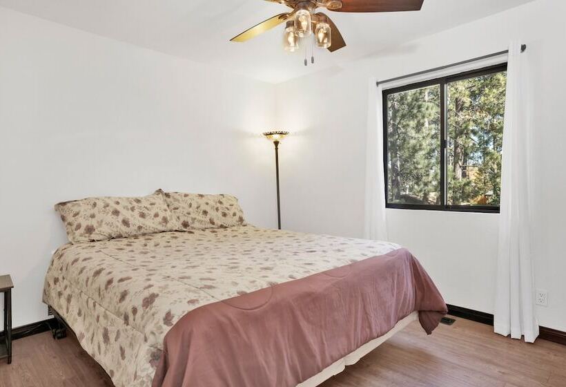 Georgia Street Retreat #2344