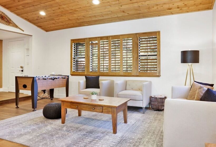 Gold Mountain Hideaway! #2350