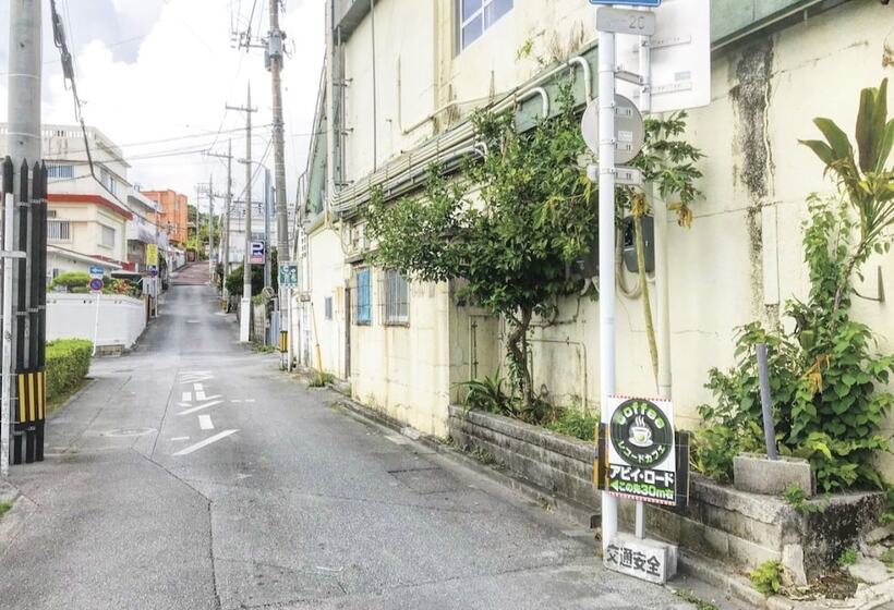 Guest House Love&peace!!   Hostel