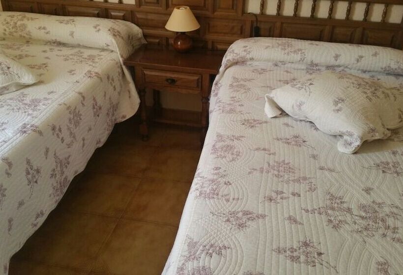 مسافرخانه El Mirador Del Caslilla