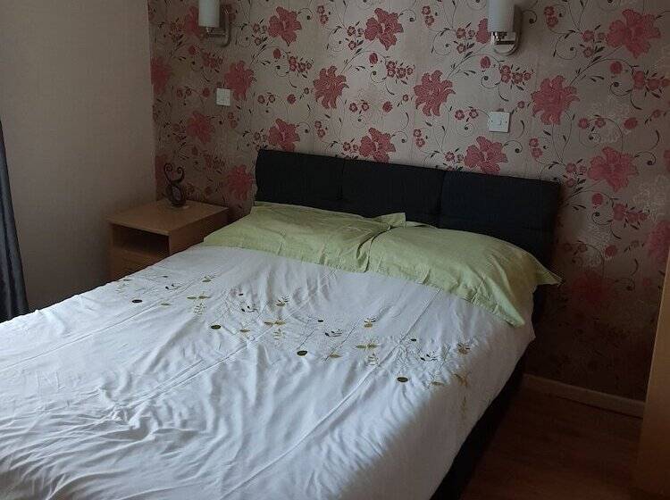 簡易ホテル The Pink Geranium