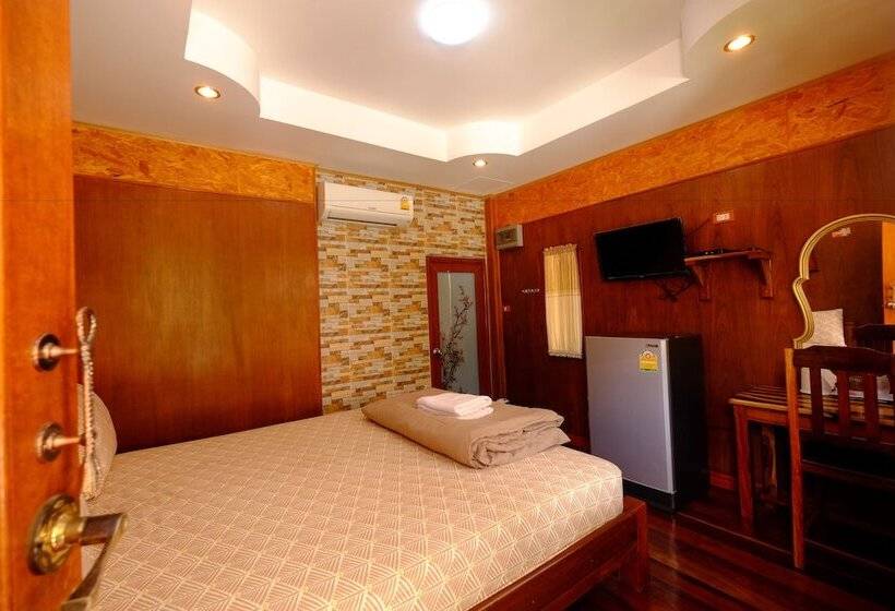 בית מלון כפרי Baan Torfun Resort Sakon Nakhon
