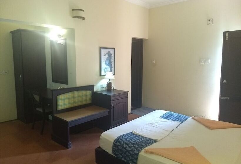 ホテル Blooming Bay - Clifftop Beach Resort