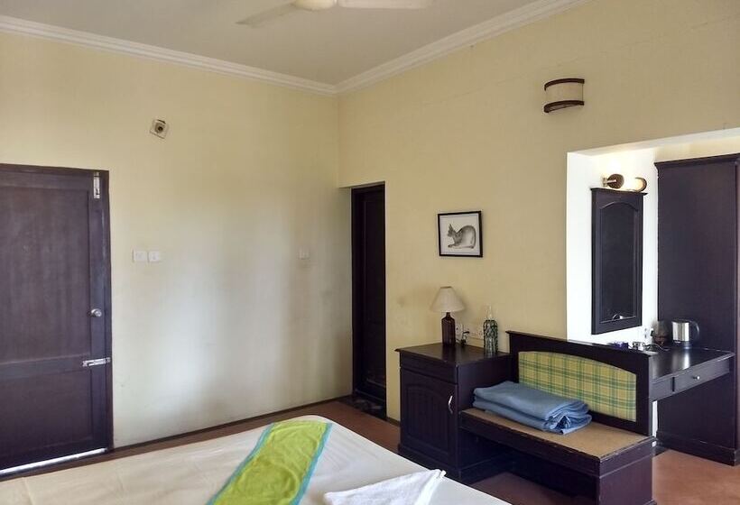 ホテル Blooming Bay - Clifftop Beach Resort