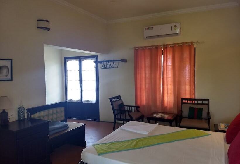 ホテル Blooming Bay - Clifftop Beach Resort