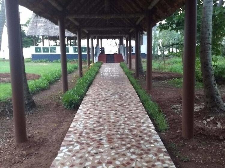 ホテル Blooming Bay - Clifftop Beach Resort