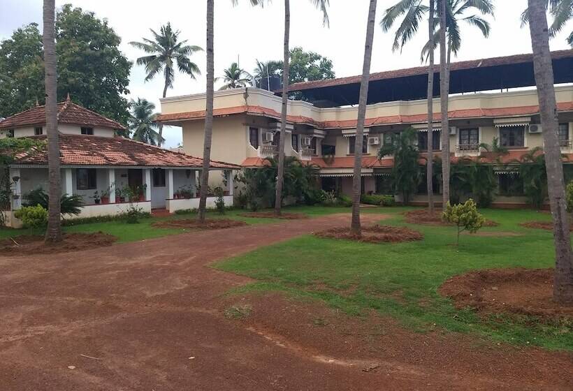 ホテル Blooming Bay - Clifftop Beach Resort