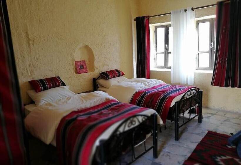 هتل Cela Rural Logde