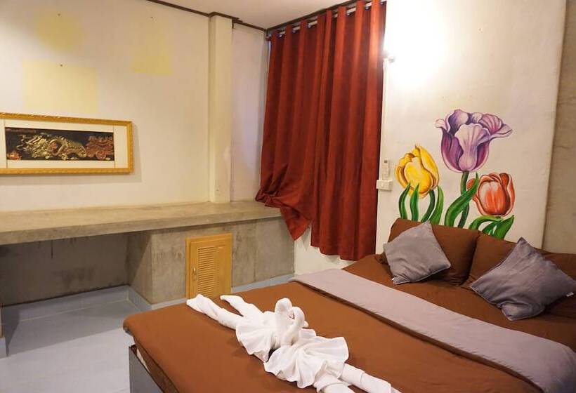 ホテル Chiangkhan Modern Home