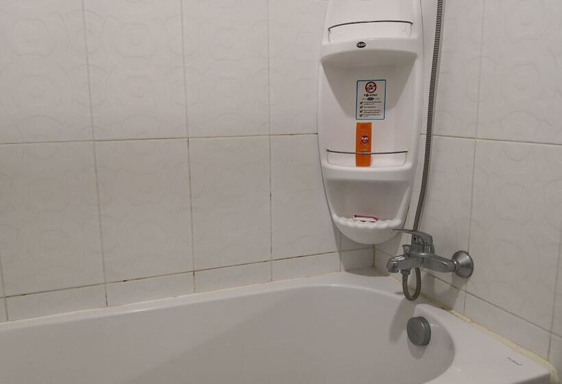 בית מלון כפרי Choke Set Thee House