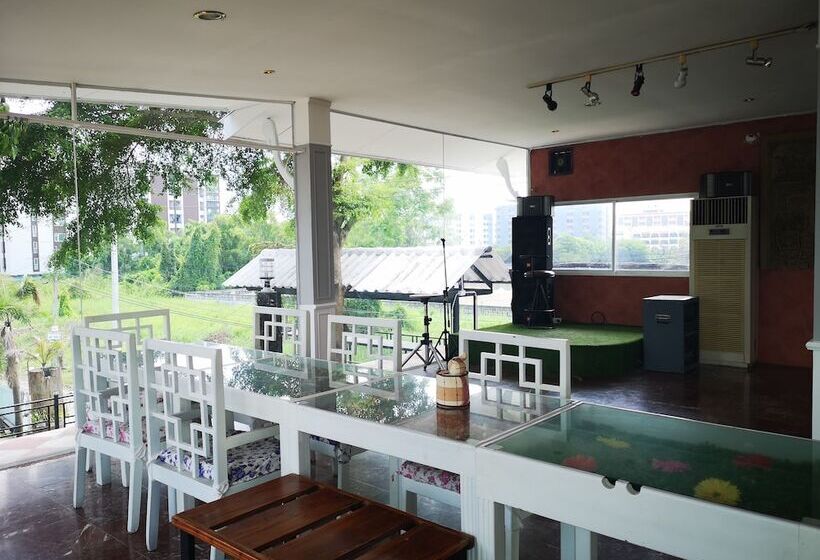 ホテル Daoreang Resort 2