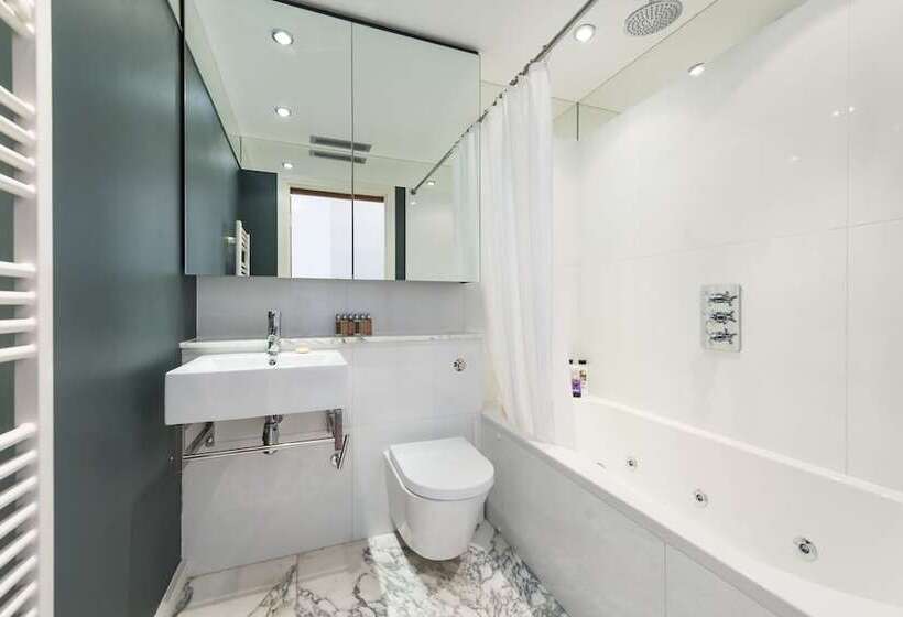 호텔 Exclusive Excel London Apartment