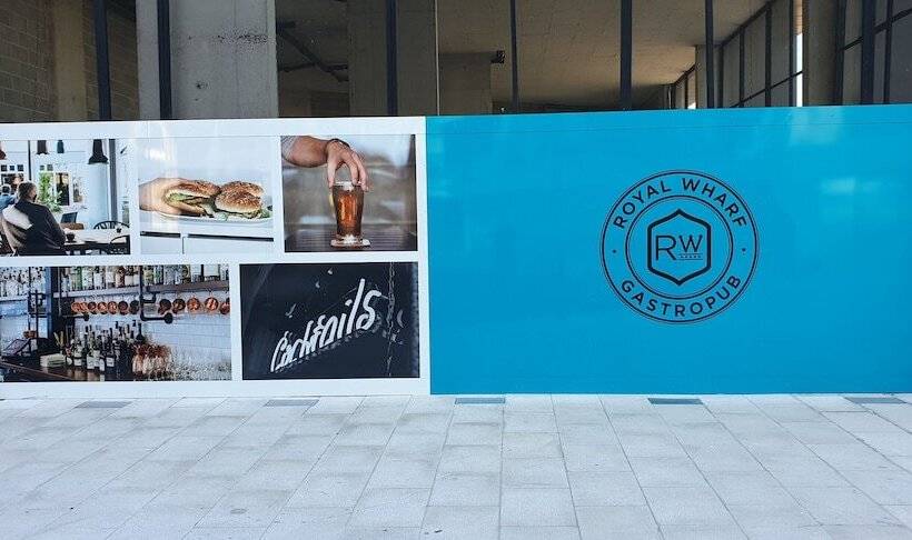 호텔 Exclusive Excel London Apartment