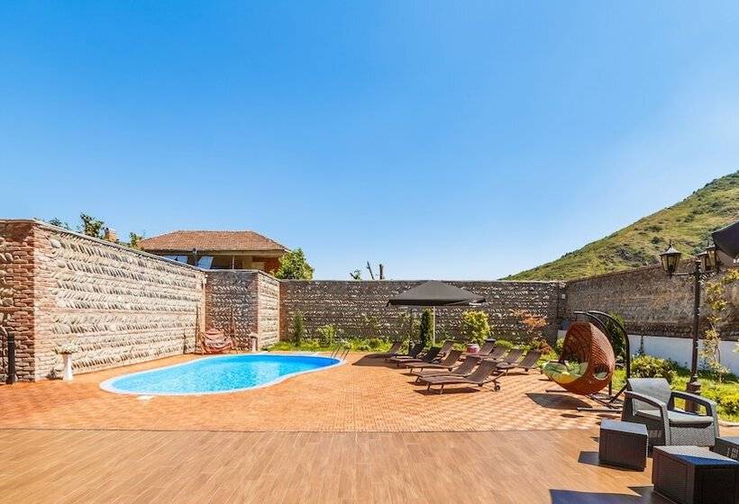 בית מלון כפרי Gino Wellness Mtskheta