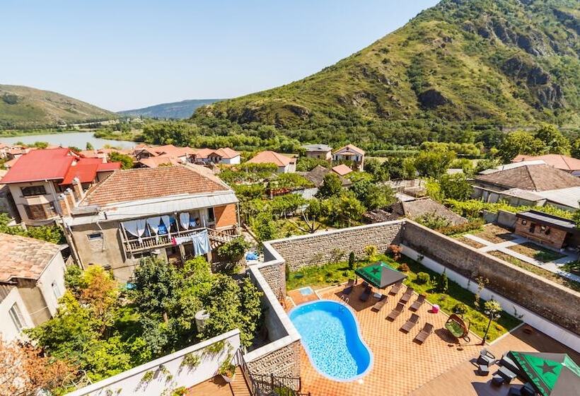 בית מלון כפרי Gino Wellness Mtskheta