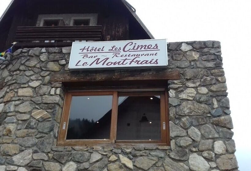Отель Hôtel Les Cimes