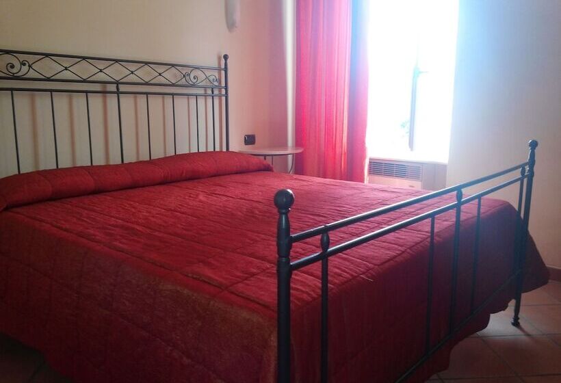 בית מלון כפרי Il Castello Di Bubbio