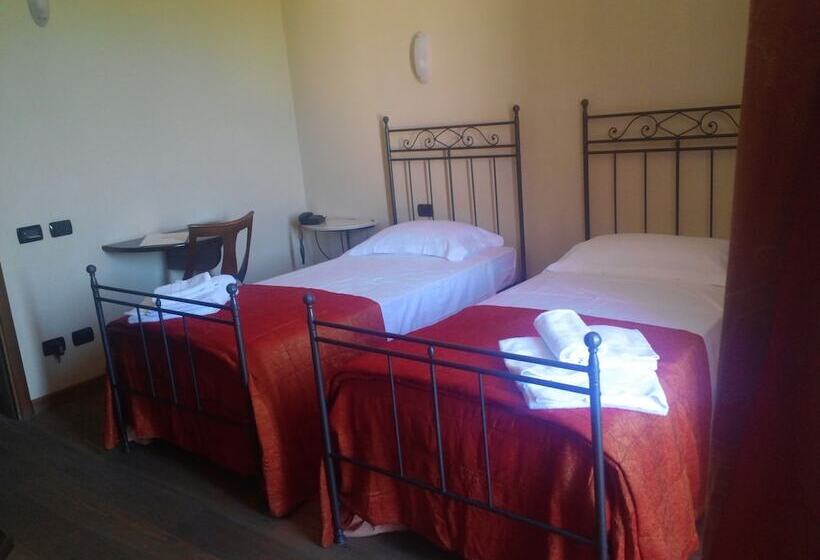 בית מלון כפרי Il Castello Di Bubbio