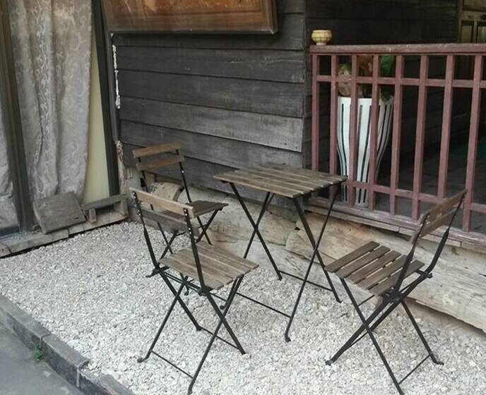 호텔 Innlhong Home Lampang