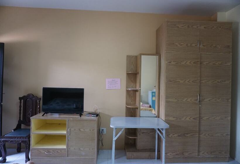 בית מלון כפרי Jinda Place