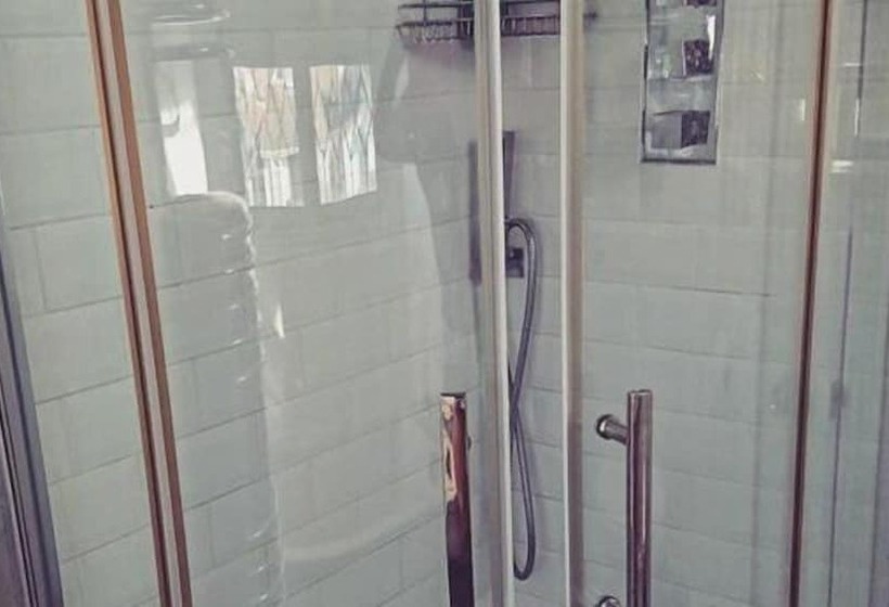 فندق John Wayne Lodge