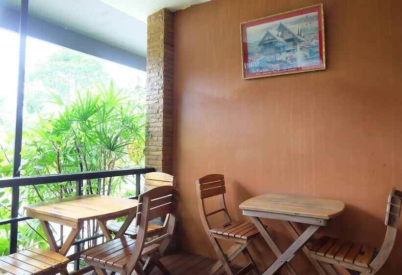 Hotel K.s. Place Maechan