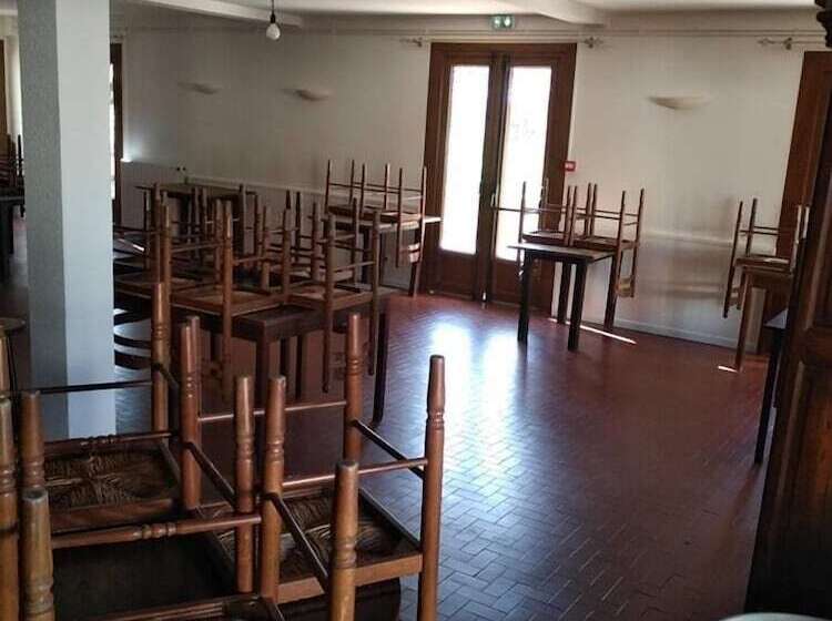 ホテル L Auberge Du Drot