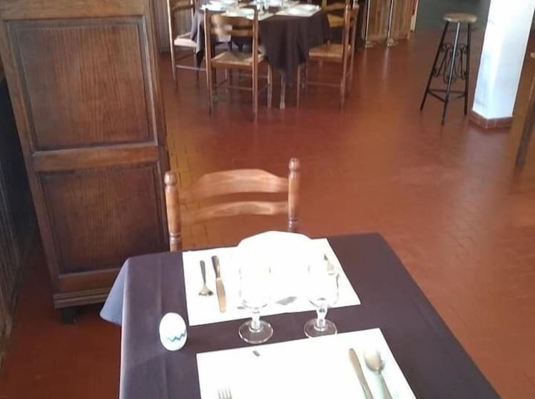 ホテル L Auberge Du Drot