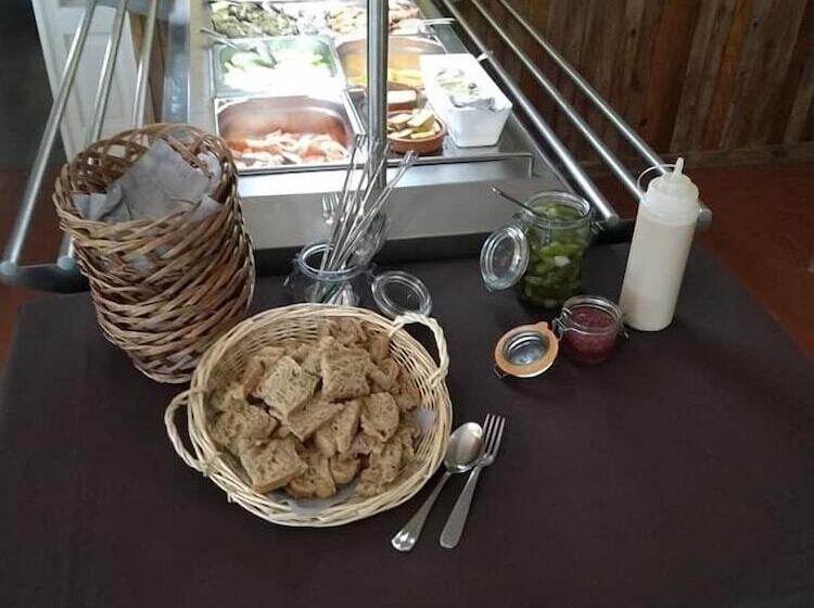 ホテル L Auberge Du Drot