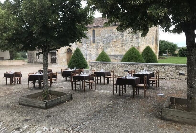 ホテル L Auberge Du Drot