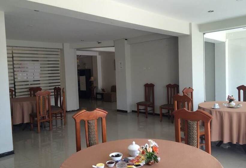 Отель La Lisera Suite