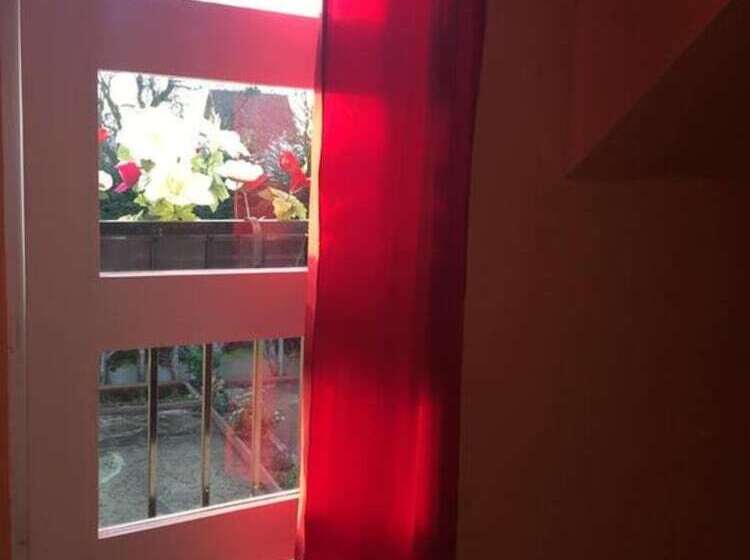 酒店 Le Chef Des Champs