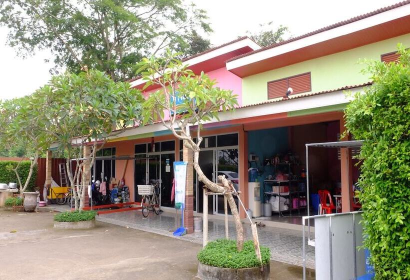 בית מלון כפרי Maprangwan Resort 2