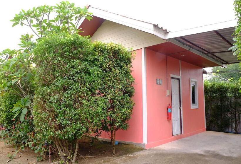 בית מלון כפרי Maprangwan Resort 2