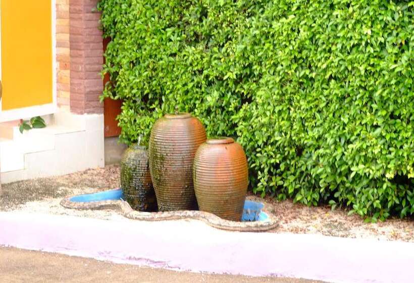 בית מלון כפרי Maprangwan Resort 2