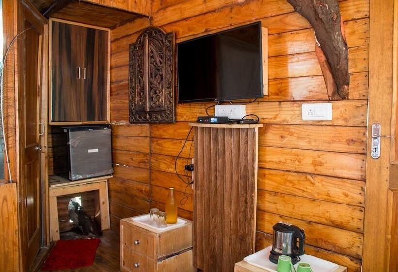 호텔 Master Farms Resort, Zirakpur