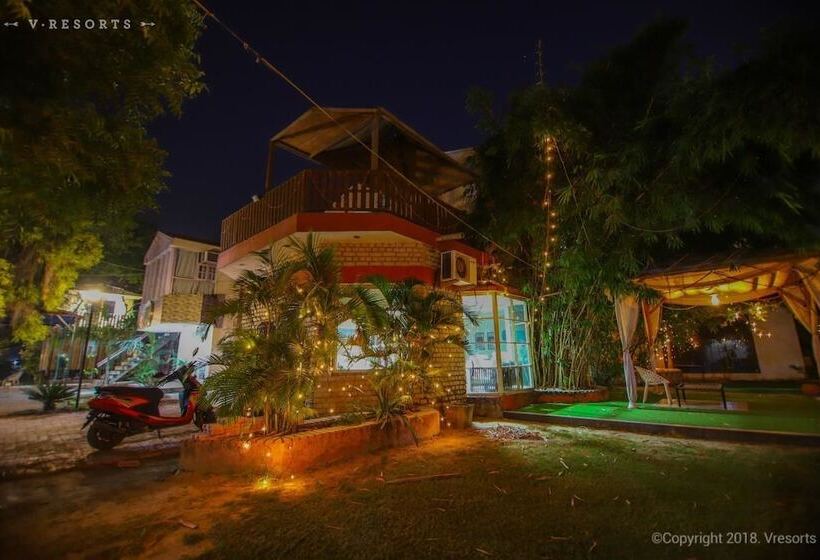 호텔 Master Farms Resort, Zirakpur