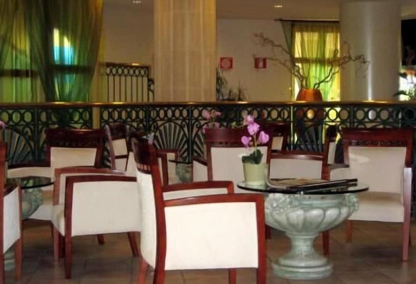 فندق Miceneo Palace