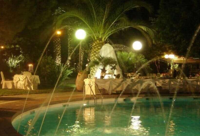 Отель Miceneo Palace